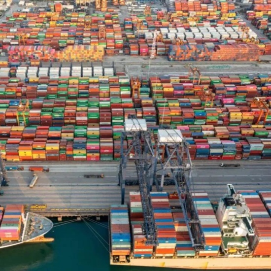 Le marché mondial du transport maritime connaît de fortes fluctuations.